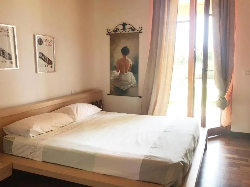 The Houses Of Color - Residence With Pool Manerba del Garda Italy